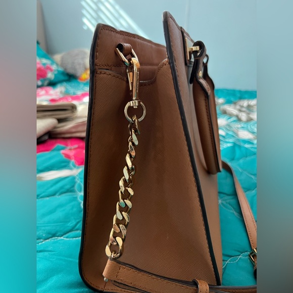 Michael Kors Tote 👜 - Picture 3 of 8